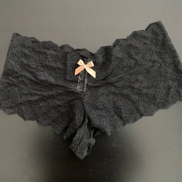 Hanky Panky Black Lace Panties with OPEN CROTCH - Picture 2 of 5